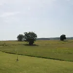 Au Fil Des Saisons Sur La Wiels Bed & Breakfast