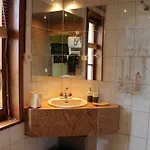 Au Fil Des Saisons Sur La Wiels Bed and Breakfast 3*