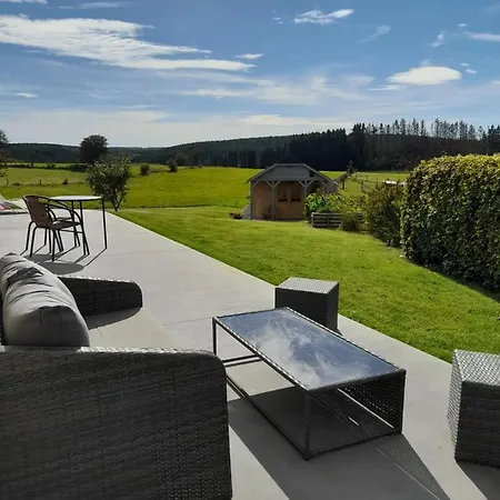 Au Fil Des Saisons Sur La Wiels Bed & Breakfast 3*