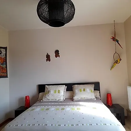 Au Fil Des Saisons Sur La Wiels Bed & Breakfast