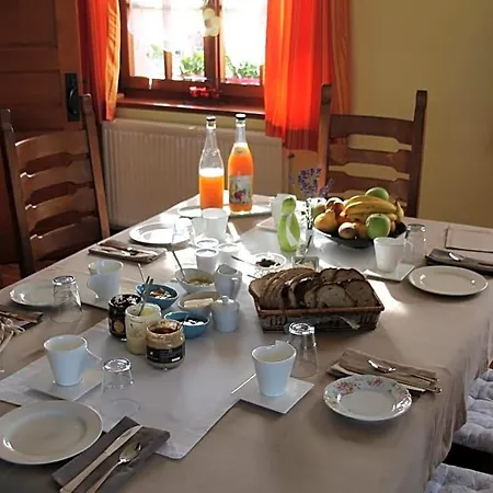 Bed & Breakfast Au Fil Des Saisons Sur La Wiels