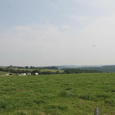 Au Fil Des Saisons Sur La Wiels 3* Fauvillers