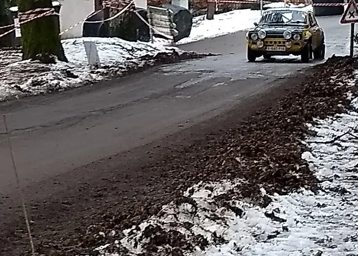 Au Fil Des Saisons Sur La Wiels 3*